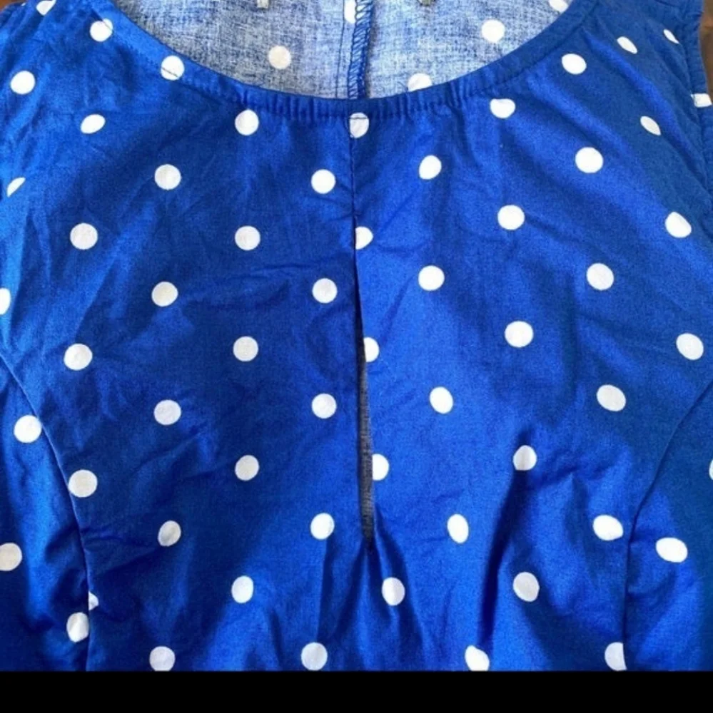 Bailey blue polka dot crop top and skirt - Picture 8 of 9